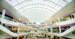 Бургас ни изпревари в класацията по търговски площи на човек