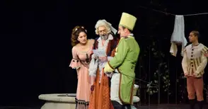 „Севилският бръснар“ и „Отело“ на финала на „Сцена край реката“