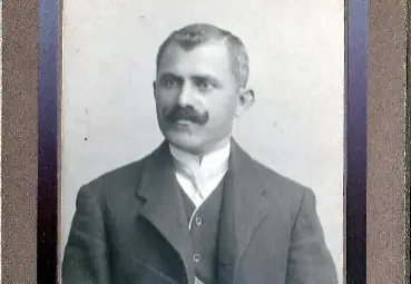 Иван Петров Царев