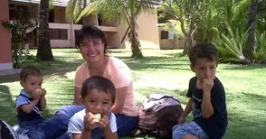 Вярата събира Даниела от Русе и Пабло от Сантяго в църква в Израел