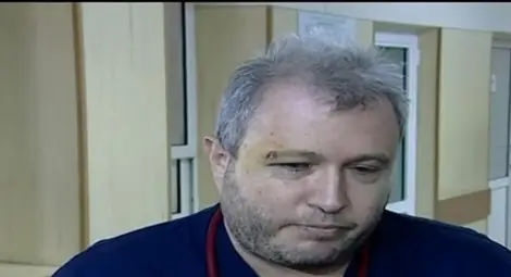 Лекар пребит пред 19 пациенти