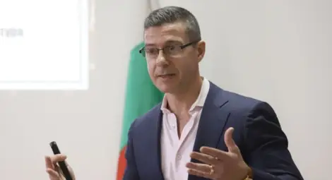 Андон Балтаков напуска БНР