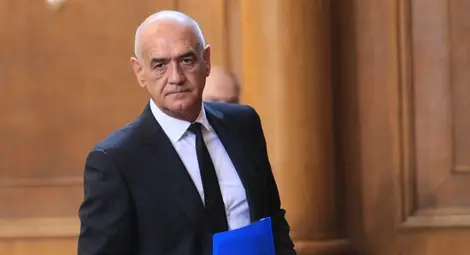 Д-р Дечев е новият управител на НЗОК