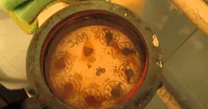 Абонат на ВиК плаща над 4000 лева заради непроверявани 30 години водомери