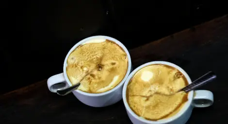 Кафе с мляко и картофи с месо: опасни комбинации