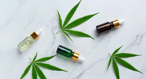 CBD при акне: всичко, което трябва да знаете, преди да опитате