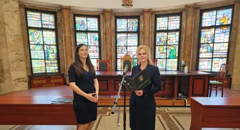 Председателят на Окръжния съд към нов младши съдия: Бъди смела в решенията си и винаги следвай своята съвест, водена от закона