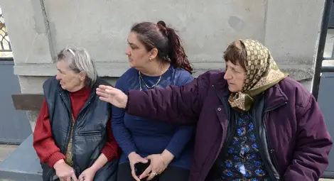 Хората от квартала настояват за поставяне на легнал полицай. Снимка:Красимир СТОЯНОВ