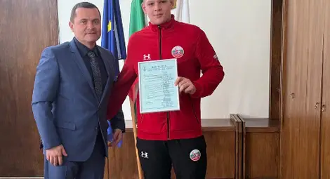 Двама републикански шампиони станаха спортисти на месеца на Спортото училище в Русе