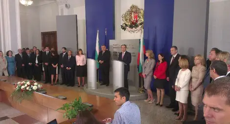 Близнашки: Всички с политически пристрастия ще се разделят с постовете си