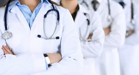 Лекари и зъболекари отново не достигат в Русе и областта Лекари и зъболекари отново не достигат в Русе и областта