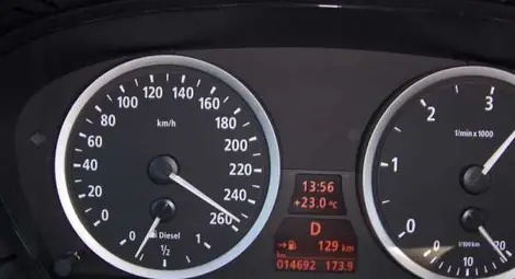 Нов рекорд - БМВ лети с 257 км/ч по магистрала "Тракия"