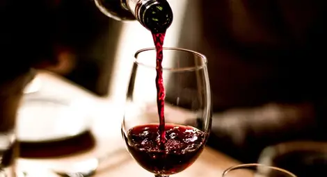 Русенски вълшебници на домашното вино на конкурс в Тутракан