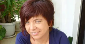 Яна Букова представя в „Хеликон“   своето „Пътуване по посока на сянката“ 