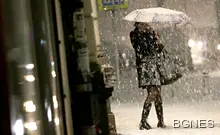 София в снежен капан, в Смолян натрупа 10 см