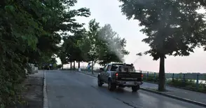 Четири автомобила денонощно пръскат срещу комарите