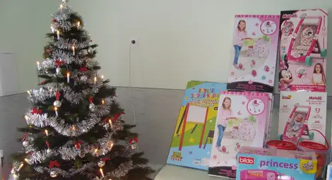 &bdquo;Ас-Строй&ldquo; и &bdquo;Ремонтстрой 2010&ldquo; отрупаха  с коледни подаръци децата в &bdquo;Пинокио&ldquo;