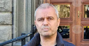 „Възраждане“ няма да подкрепи т.нар. удължителен бюджет, заяви Костадин Костадинов