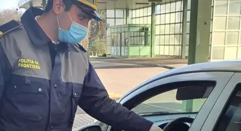 Още трима задържани на Дунав мост за разновидност на измамата с PCR тестове