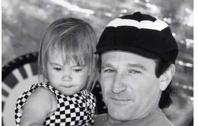 Дъщерята на Робин Уилямс Зелда се прости с него с цитат от "Малкия принц" за звездите