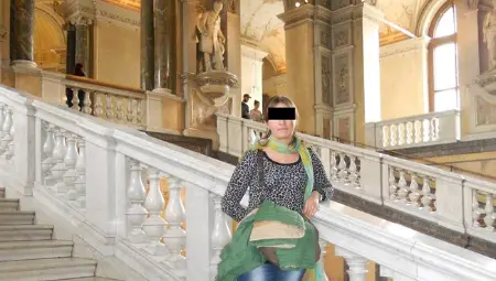 Бясна на мъжа си майка закла двете си деца с кухненския нож след семеен скандал