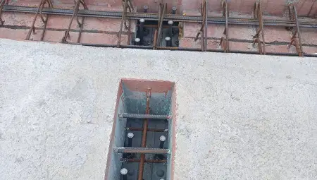 5,6 т тежи един стоманобетонен панел на Дунав мост при Русе