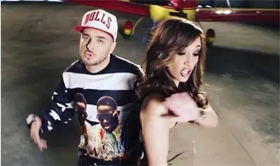 Тъжно и смешно е да се мяташ и да се бараш