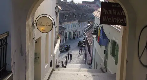 Сибиу - градът на къщите с очите, Моста на лъжите и първите неща в Румъния