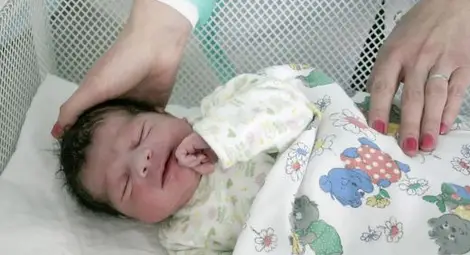 Гигантско бебе се роди в София 