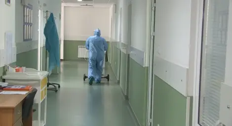 МС осигури средства за бонусите за медиците на "първа линия" до 31 март 2022