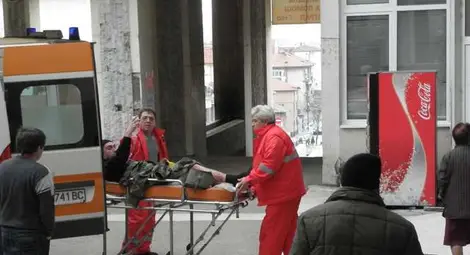 Жена от Гоце Делчев е в кома след натравяне с намерена закуска