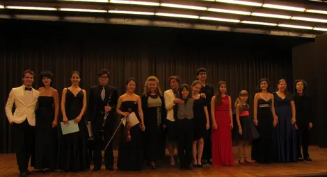 Отличени в Русе таланти  свириха и пяха във Виена