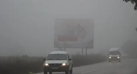 Жълт код в 11 области заради гъста мъгла