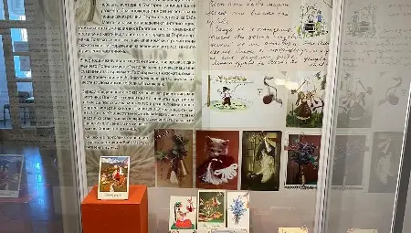 Русенският музей открива витрина с първомартенски поздравителни картички