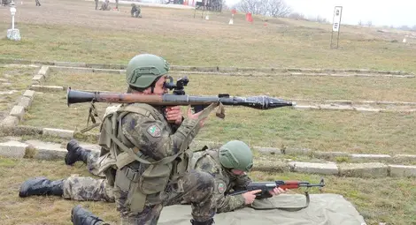 Военните обявиха десет вакантни места в Доброволния резервен корпус