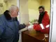 С баници и подаръци бездомниците посрещнаха новата година