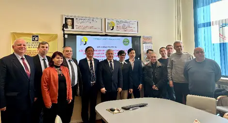 Виетнамски кандидати за докторанти в Русенския университет обсъждат решаване на проблеми в селското стопанство