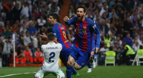 Меси шокира Реал в последната секунда и качи Барса на върха