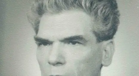 Пенчо Неделчев е първият ръководител на архива.