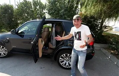 168 часа: 12 явни, 30 скрити милионери във властта