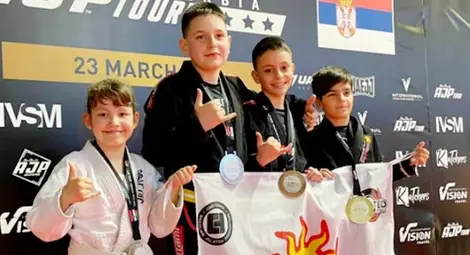 Бойците на &bdquo;Хелиос&ldquo; с 6 отличия на бразилско жиу жицу в Сърбия