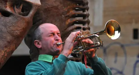 Русенчета учат азбуката на джаза  с тромпетиста Венцислав Благоев