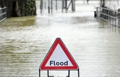 Темза удави Англия /галерия/