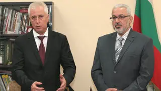 Здравният министър постави ултиматум на директорите на болници Здравният министър постави ултиматум на директорите на болници