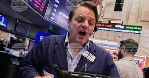 Търговията на Уолстрийт започна с повишение и за трите водещи индекси