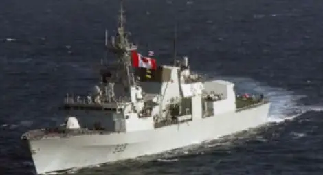 Нов екшън със Су-24 и натовски кораб в Черно море