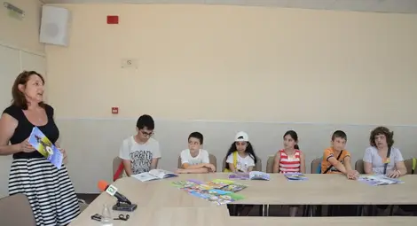 Бъдещи журналисти ще интервюират  водещи в детската лятна академия