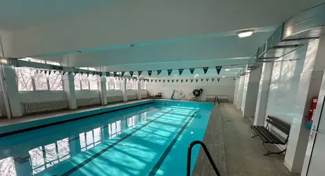 Завърши мащабният ремонт на басейна в Спортното училище в Русе