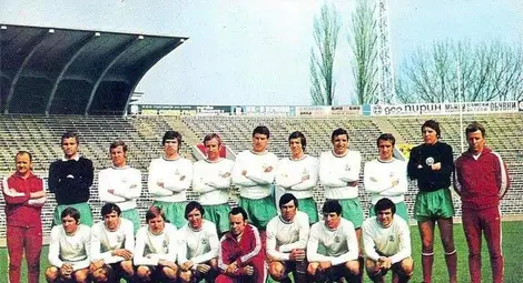 Не може да се каже по-добре: Бяга като сърна и стреля като топ!