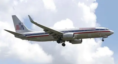 Пътнически самолет пламна в движение, кацна аварийно на остров Бали